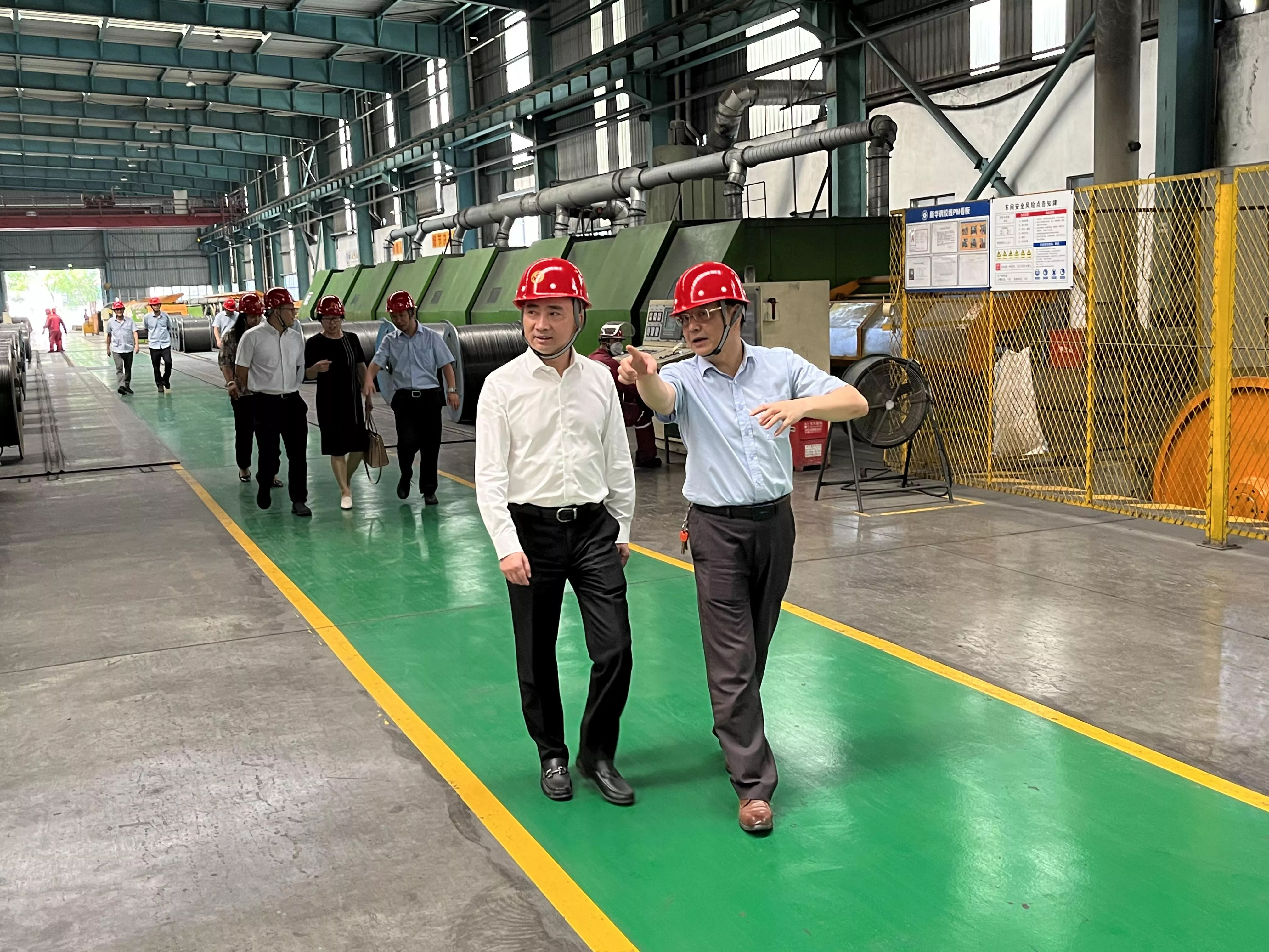 8月24日，张家港市市委常委、经开区党工委书记张志明带队来我公司走访调研